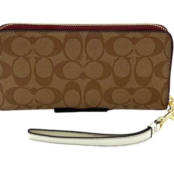 Coach X Peanuts Long Zip Around Wallet In Signature Canvas W/ Varsity Patches - Picture 3 of 8